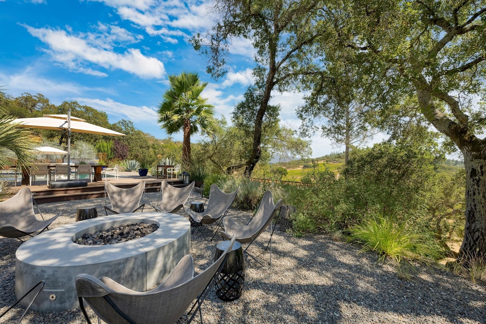 Kenwood Vista by Avantstay 7acres w Pool Fire Pit Vineyard Views