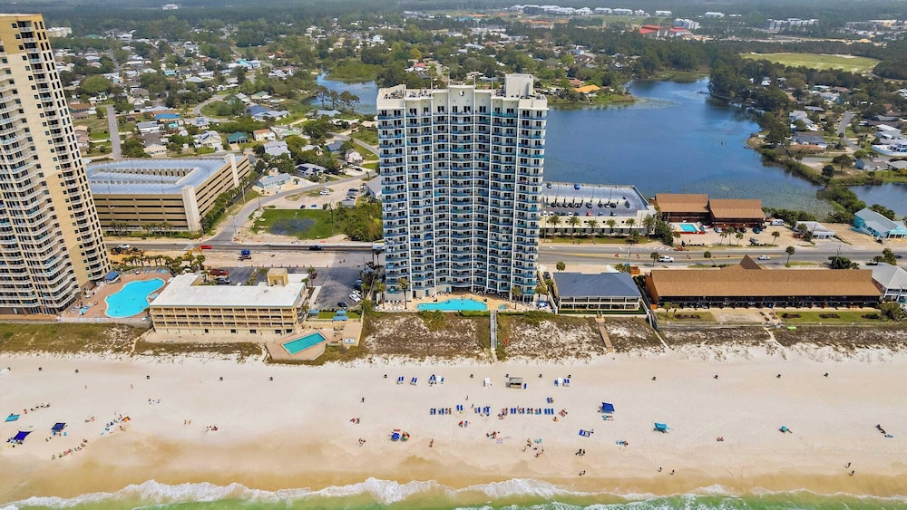 Beachfront Stay w/ Resort Amenities & Gulf Views Sterling Breezing #506