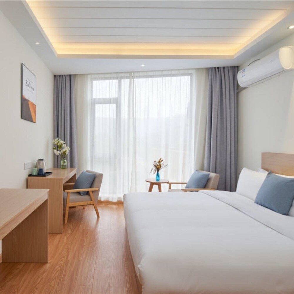 Floral Hotel Xiangfengling Hostel view 4