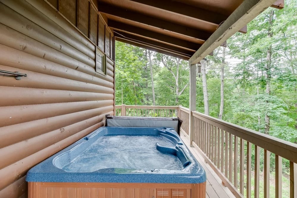 Whispering Waters in Sautee Nacoochee