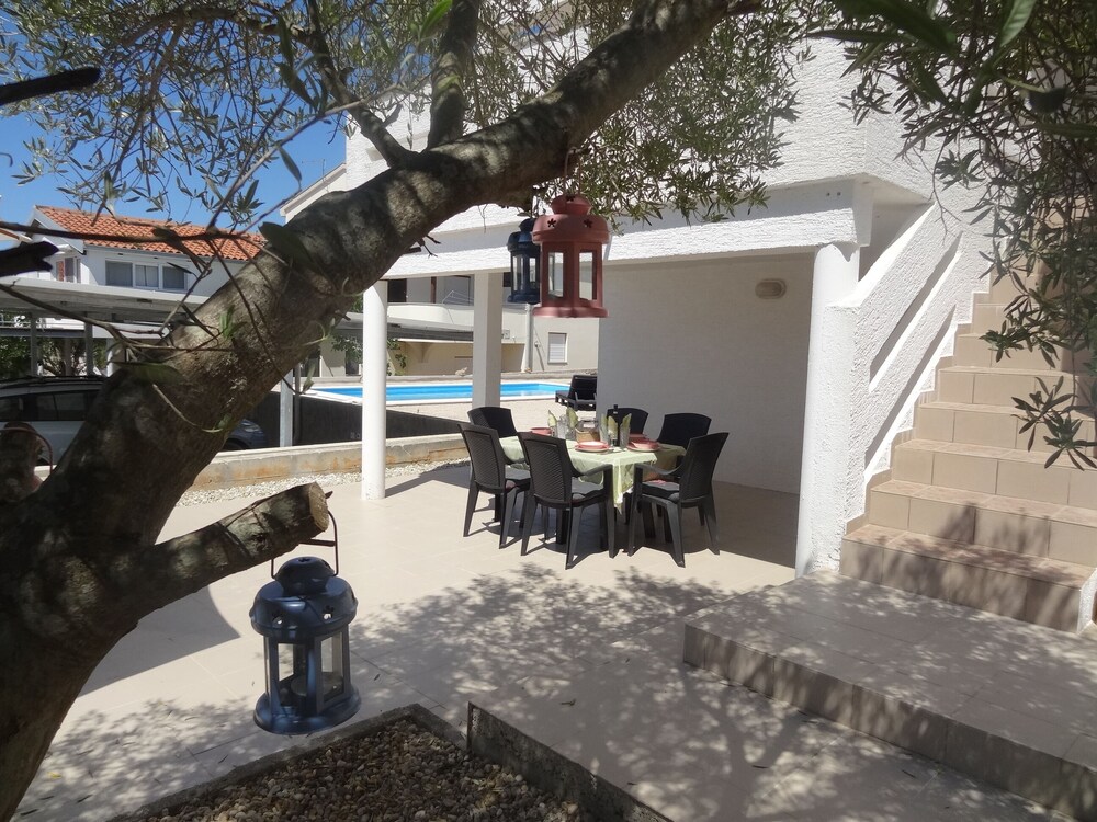 Ilsad Apartments - Apartment With Pool 80 Meters From sea - Great Location photo 5