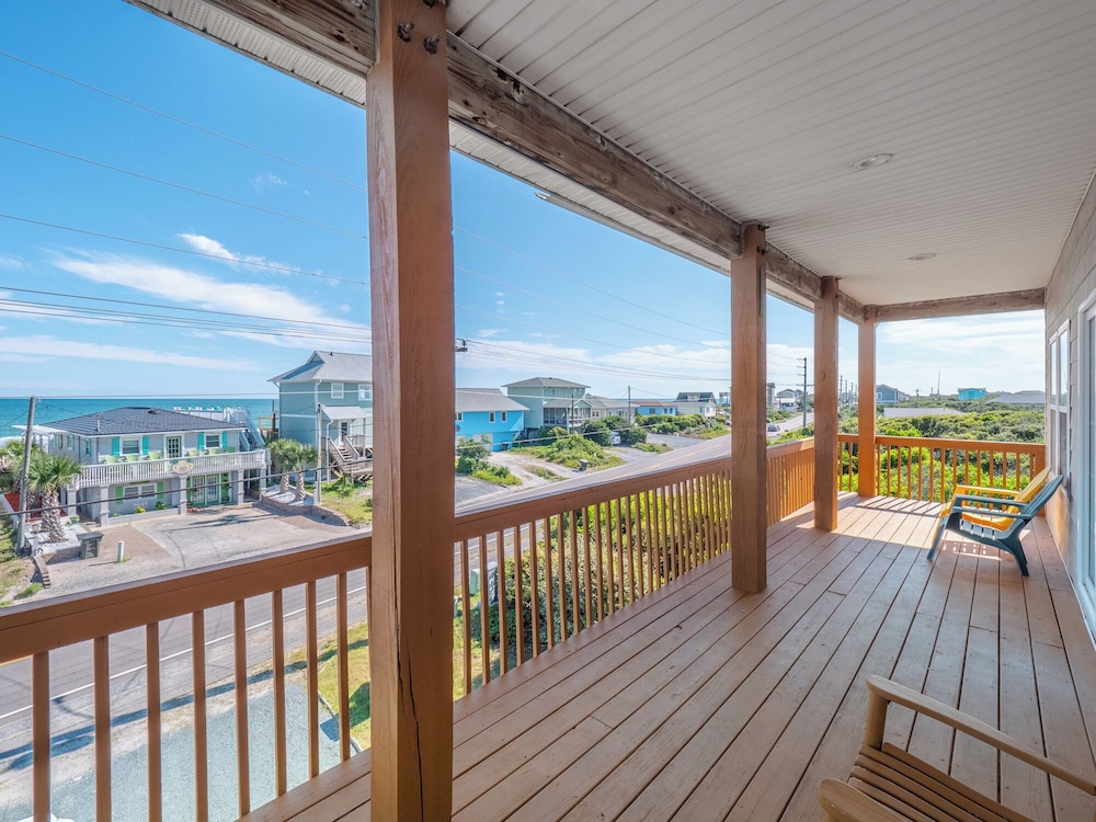 Callalily by Topsail Realty