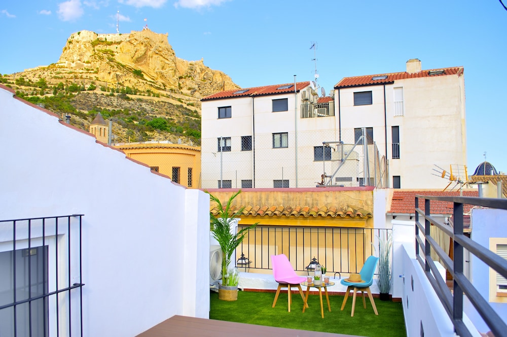 ABAL Apartments - Barrio