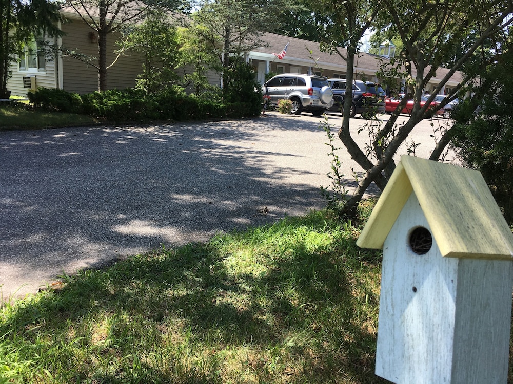 Westhampton Seabreeze Motel