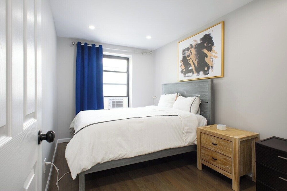 350 Gramercy Apt