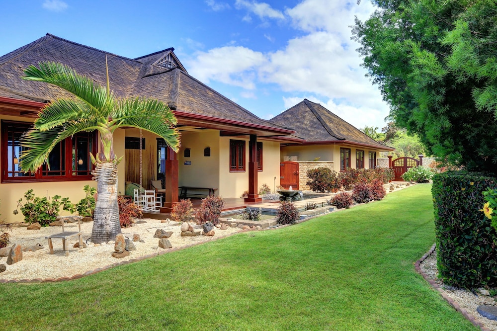 Aloha Spirit Maui 2 Bedroom Home by RedAwning - Image 1