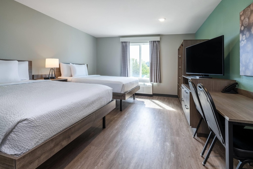 ECHO Suites Extended Stay by Wyndham Houston Pasadena Fwy Pl