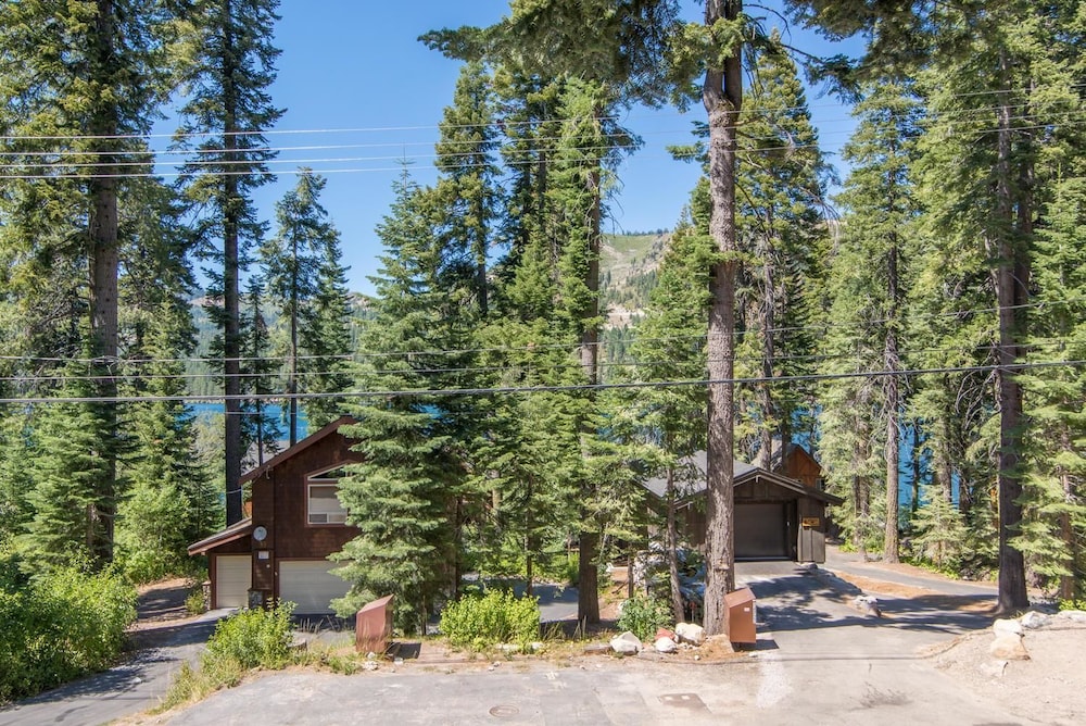 South Shore 5 Bedroom Holiday Home By Tahoe Truckee