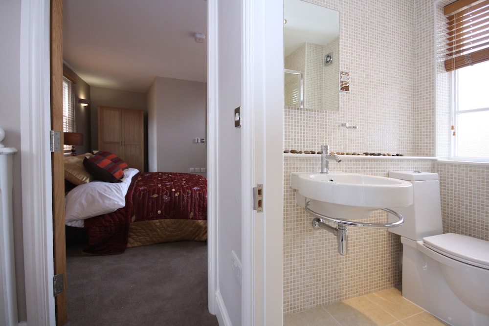 Berkshire Rooms - Wokingham