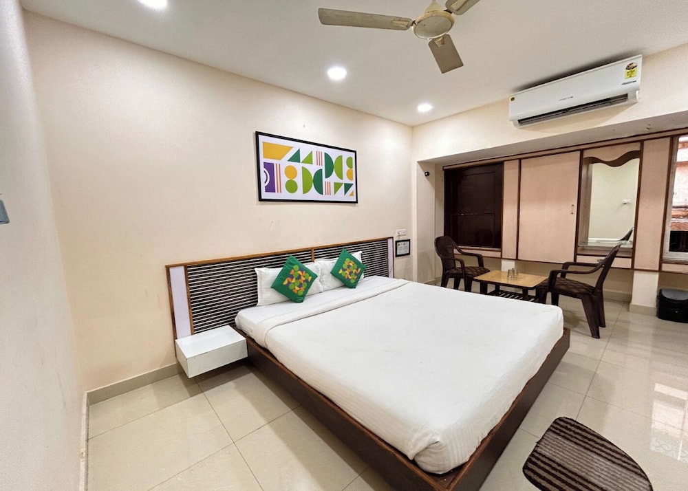 Hotel Edge Inn Jail Road Near Railway Ju