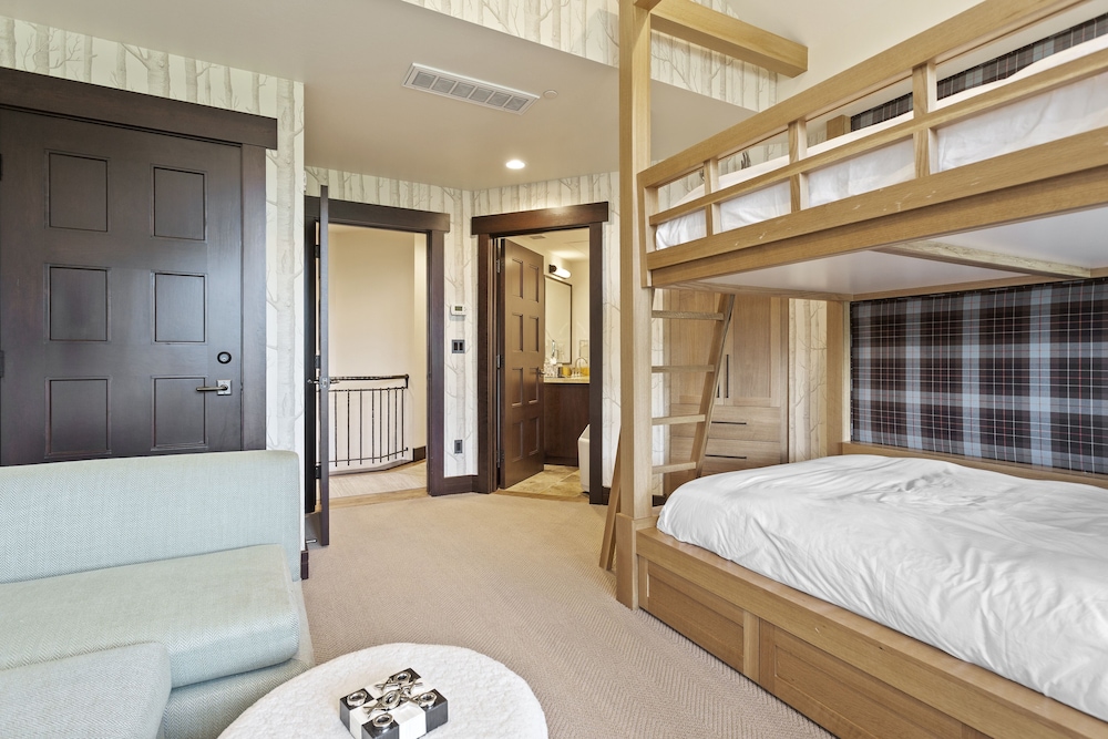 Flagstaff Lodge at Deer Valley Resort - Four Bedroom Residence #507 4 Condo