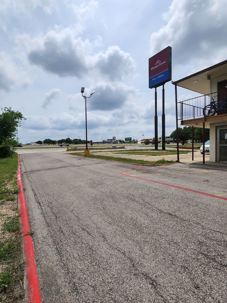 HomeTown Inn and Suites view 3