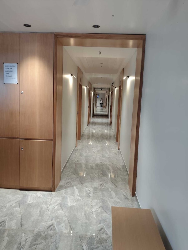 Hotel Earth Orbit