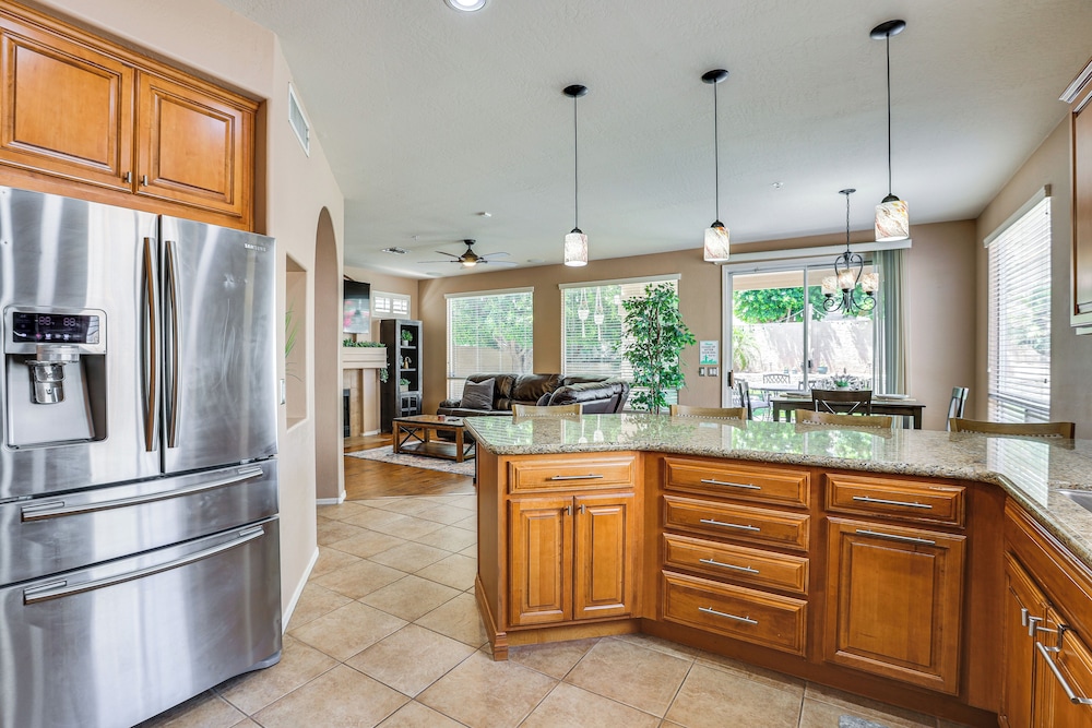 Family Gem w/ Spacious Outdoor Oasis in Scottsdale