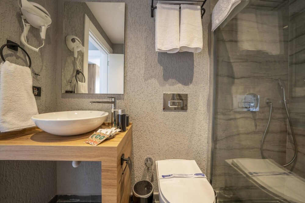 Deluxe Suite Close to Beach in Bodrum view 2