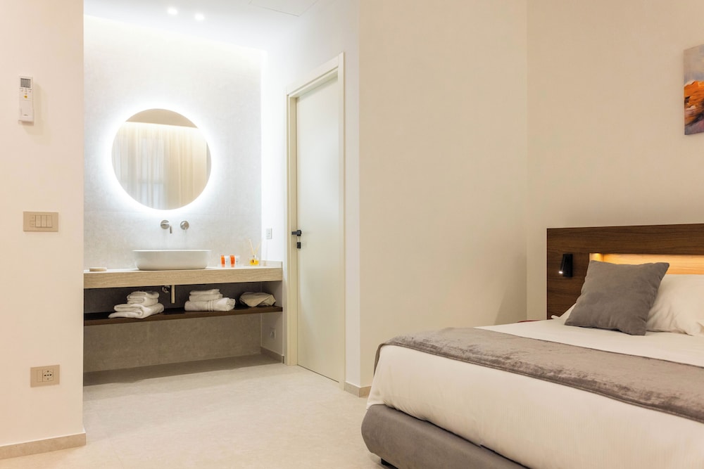Nora's Suites