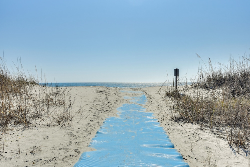 Coastal Oasis w/ Marsh Views in North Myrtle Beach