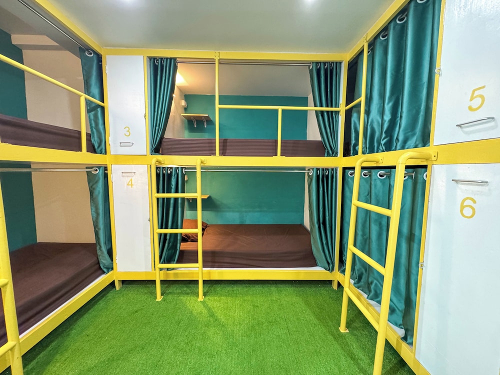Banana Bunkhouse Hostel