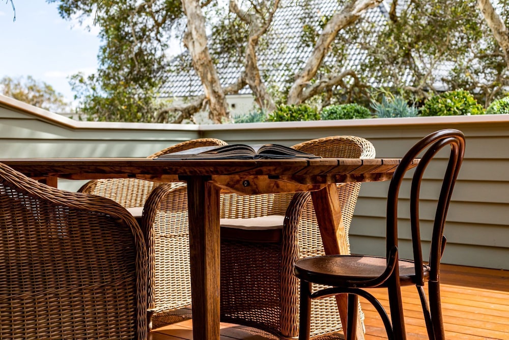 Sunbird Suite by Stay Noosa