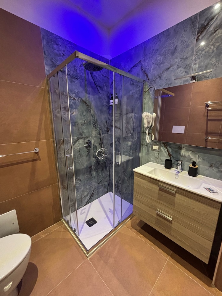 Caridei Rooms