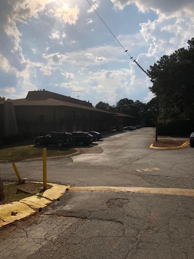 Haven Inn & Suites