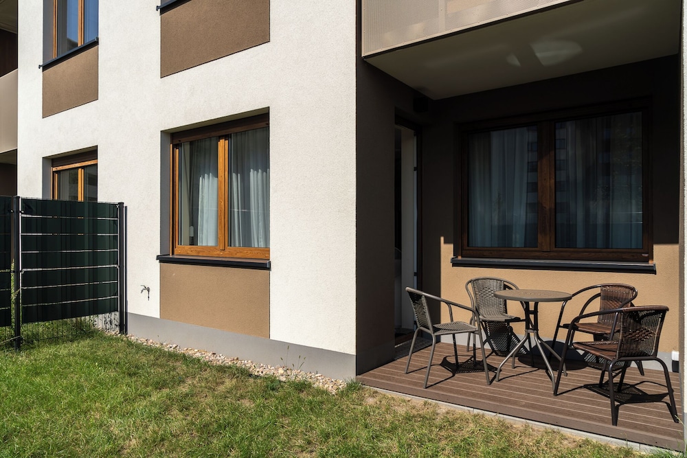 RentPlanet - Apartamenty Miedziana view 2