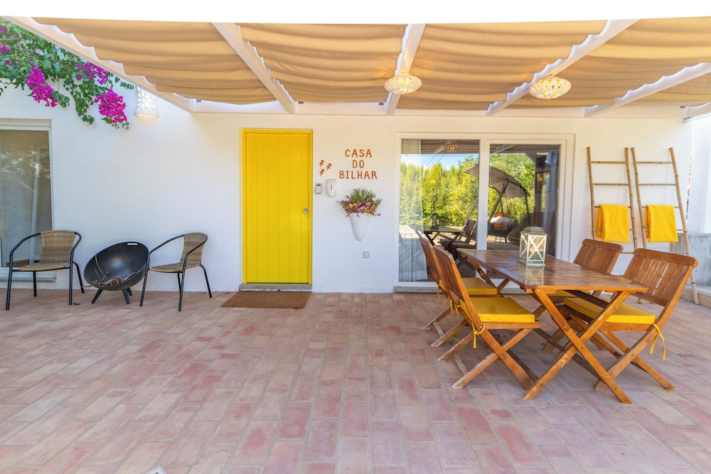 Laranjal Farm House