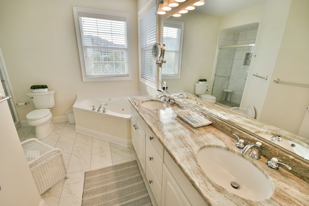 Lachicotte Vacation Rentals