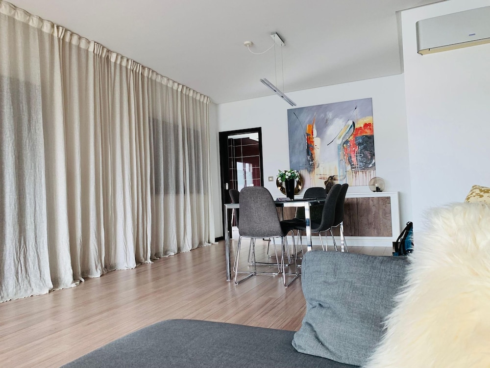 Modern Flat Near Lisbon
