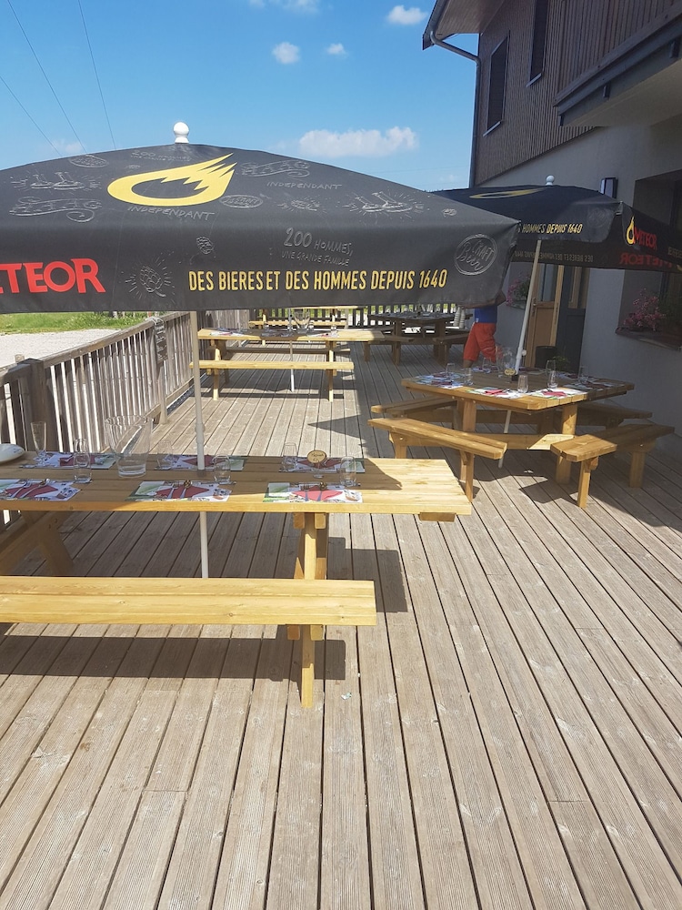 Le Chalet de la Source view 3