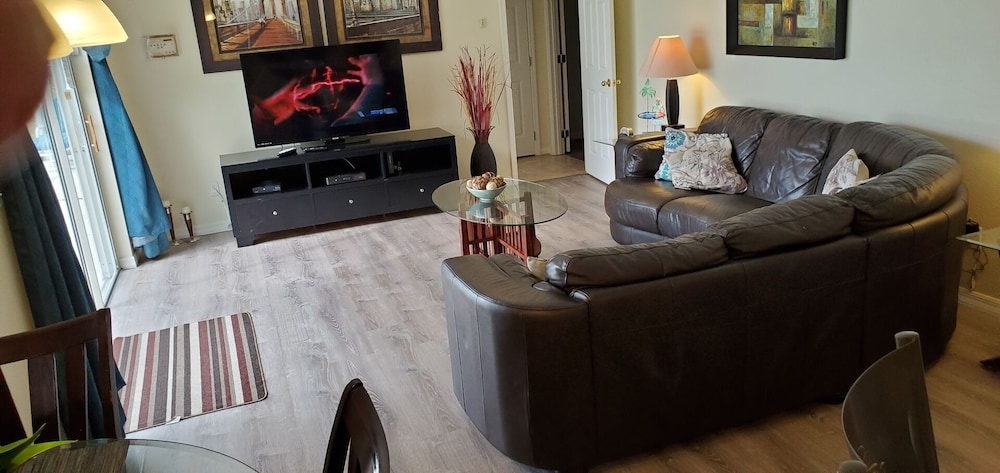 WR1057DL 4 Bedroom Villa in Westridge 4 Home