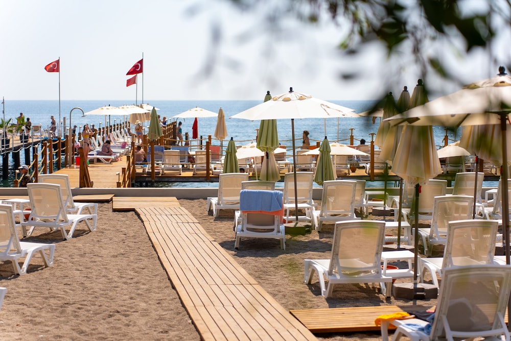 Rose Garden Butik Otel - Image 40