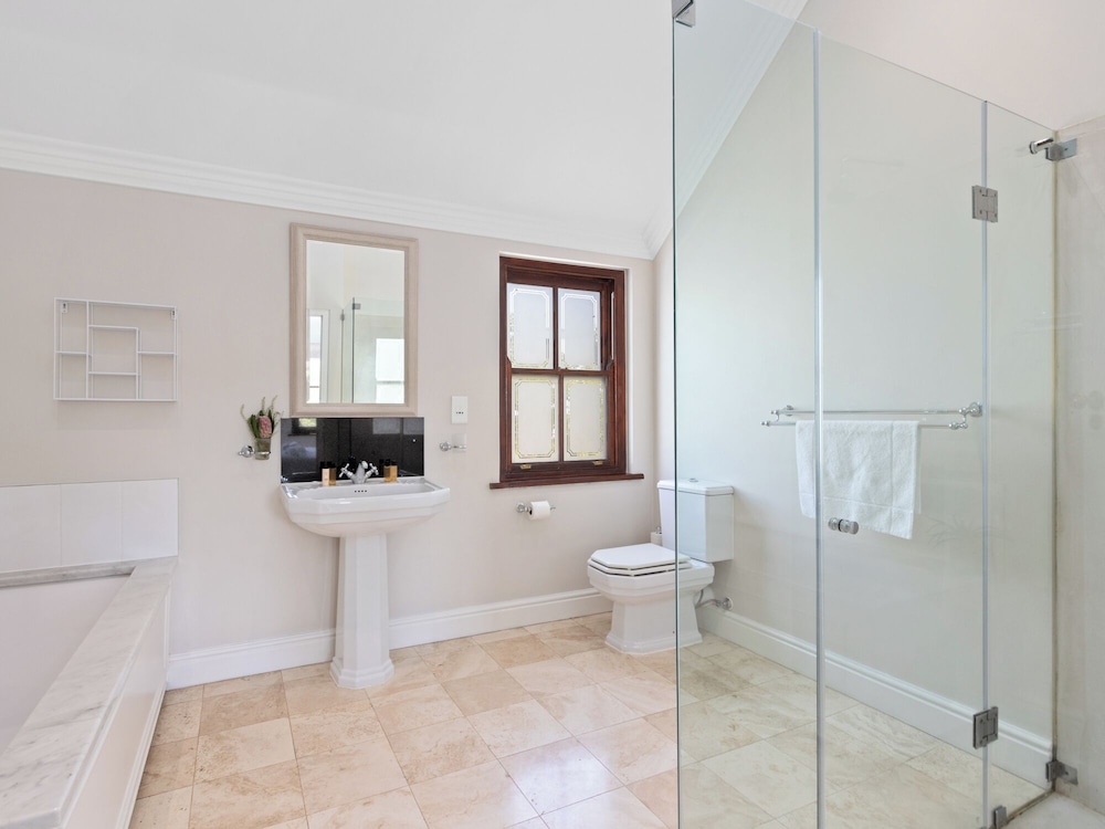 Winelands Golf Lodges at De Zalze