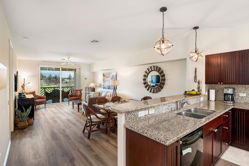 Fairway S Waikoloa A21 2 Bedroom Condo by RedAwning