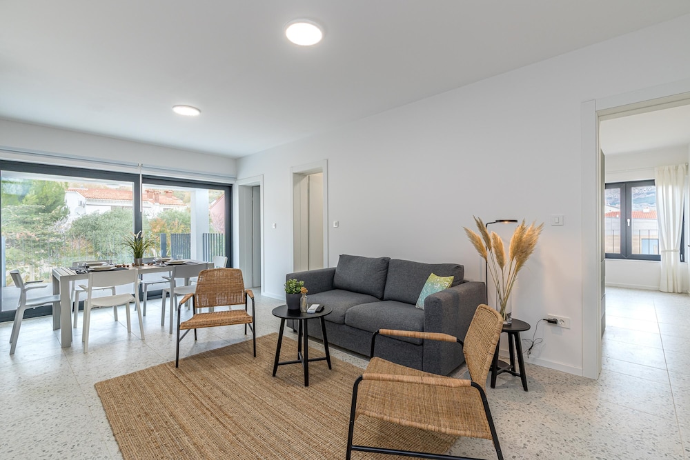 Pool Apartment Sapore Di Mare 2 view 2
