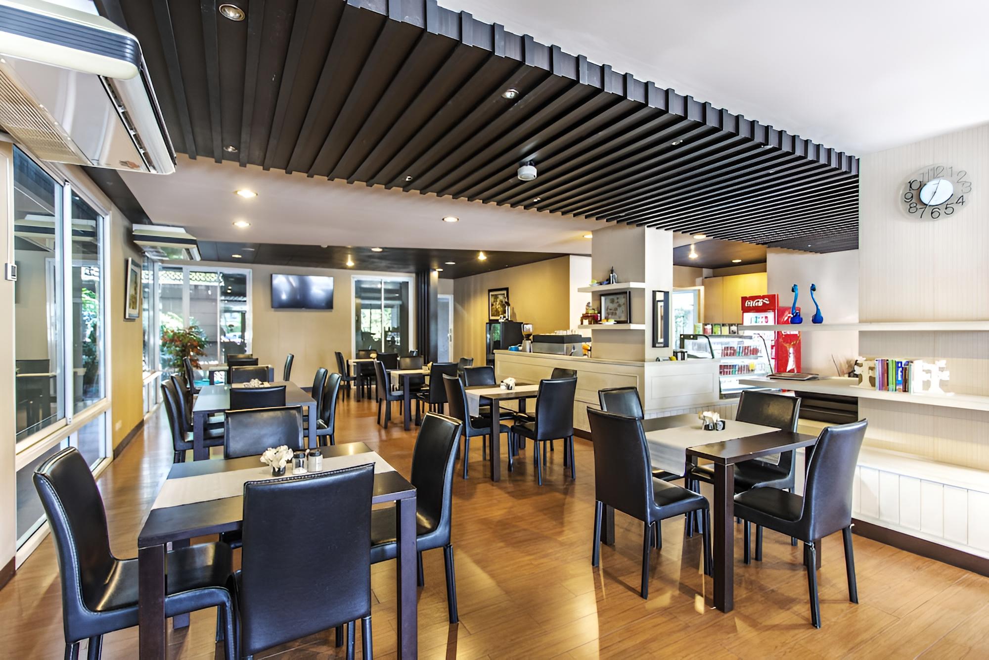 The Tepp Aparthotel