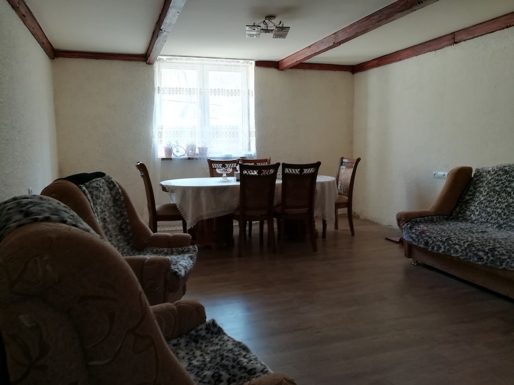 Lori travel Guest House