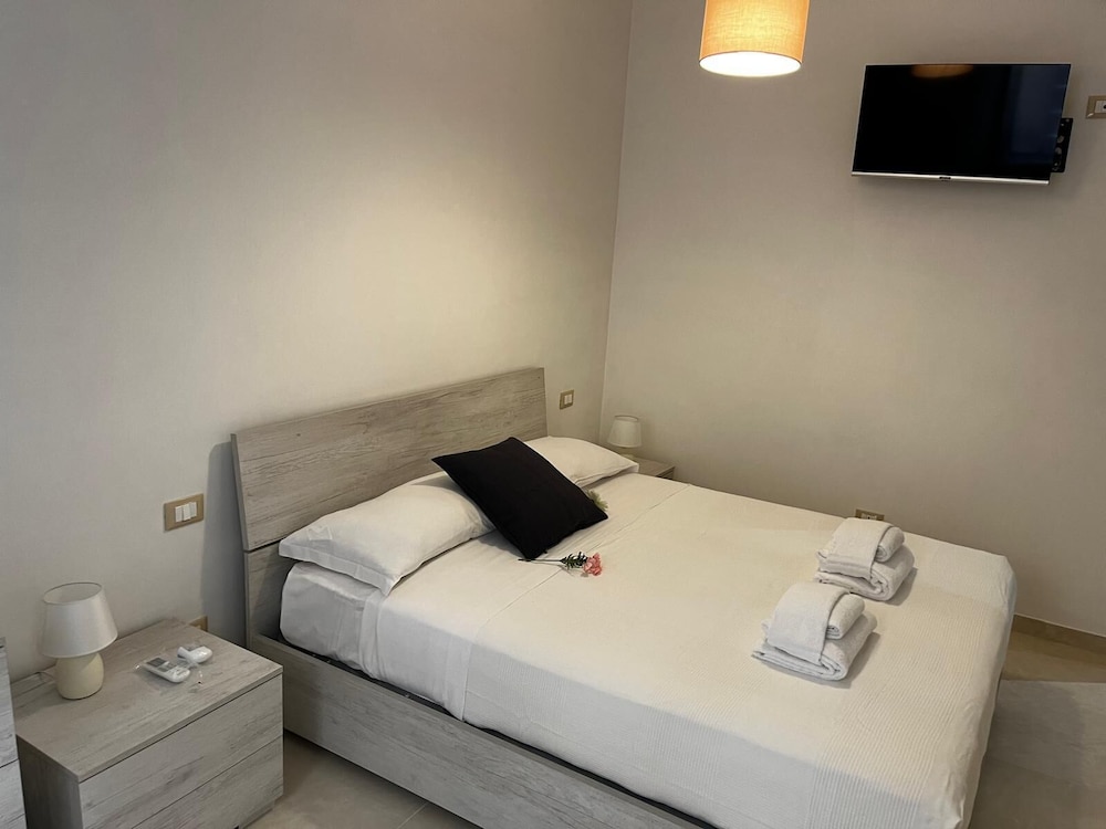 STENDARDI S HOUSE