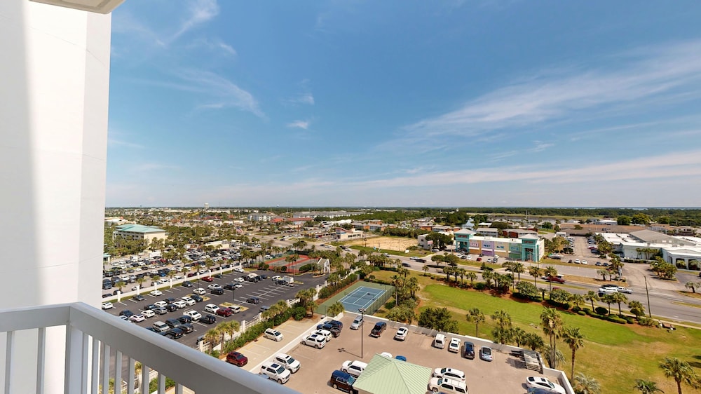 Silver Beach 1104w 3 Bedroom Condo