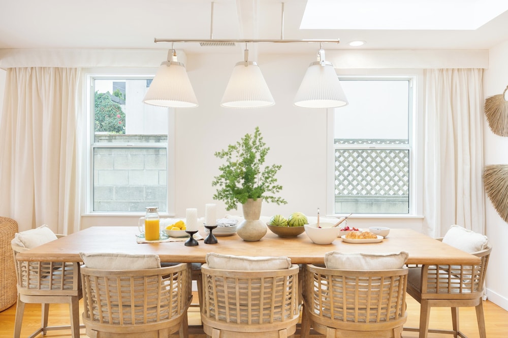 La Jolla Living by Avantstay A+ Location Private Backyard Lounge
