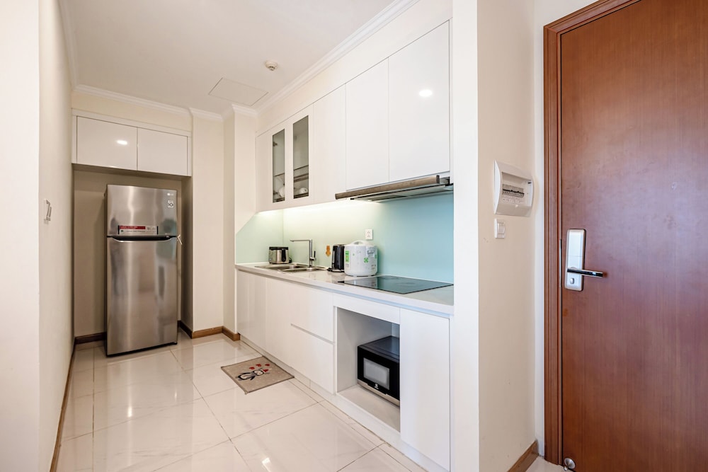 PD Pristine Apartment Landmark Plus