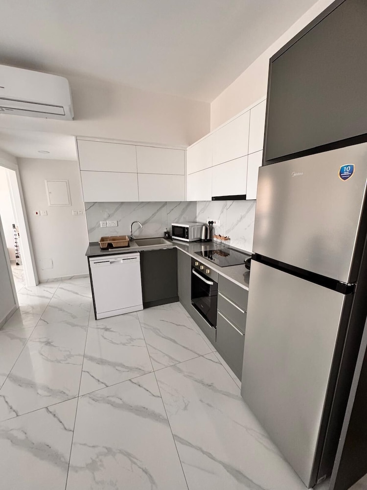 Riverside Life Residences