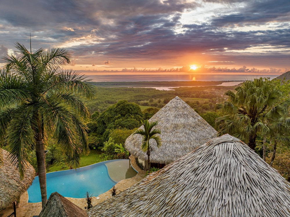 Authentic Jungle Ocean Escape by Pura Villas