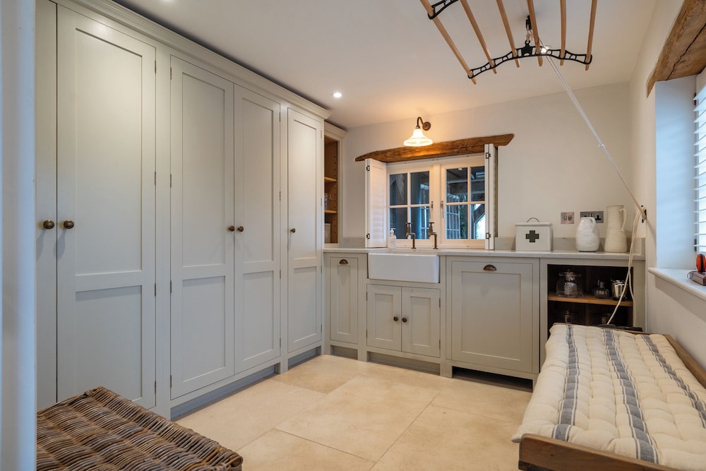 Stunning 6 BB Cottage & Annexe