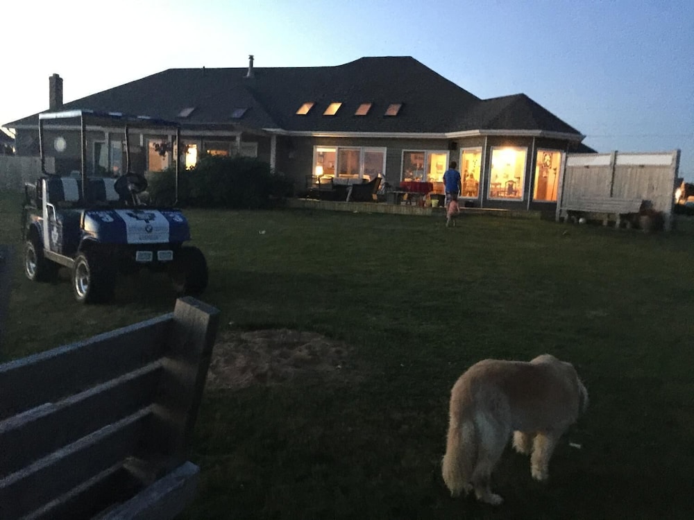 Amherst Cove Cottages
