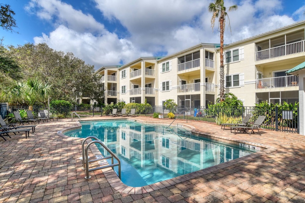 Ocean Reef #102