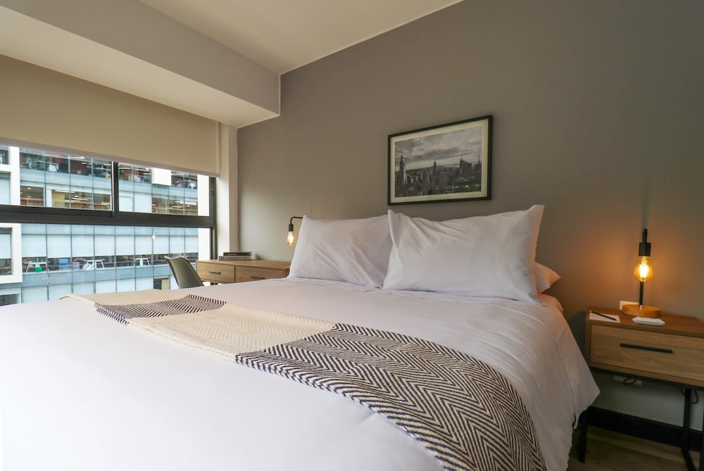w Exceptional 2BR w Amazing View in San Isidro