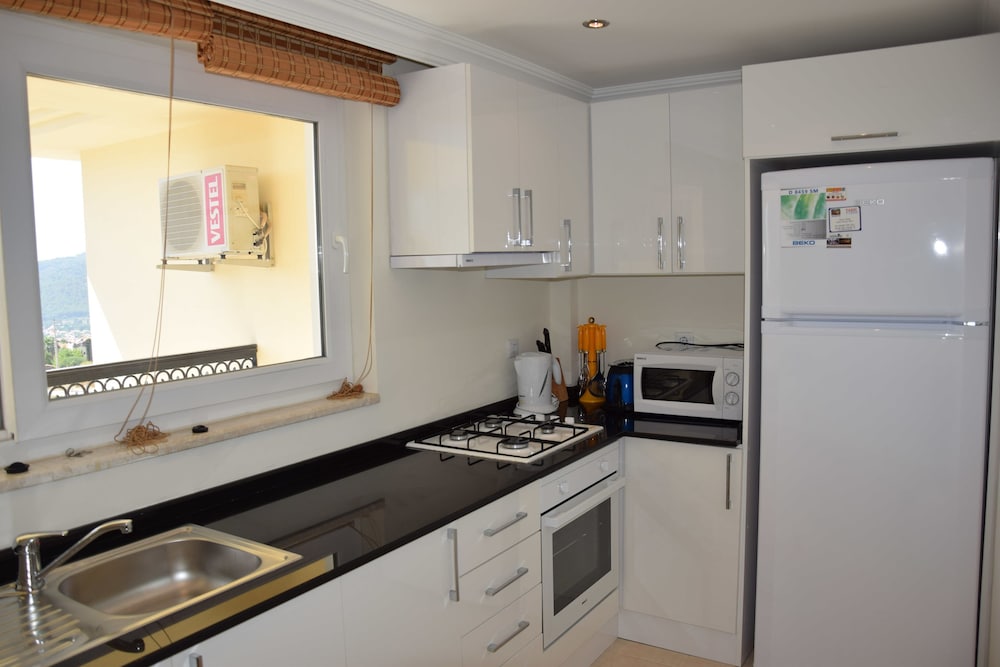 Park Apartment by Turkish Lettings