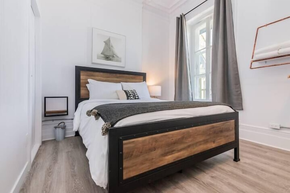 Manoir des Remparts 3 Bdrm Oasis - Image 4