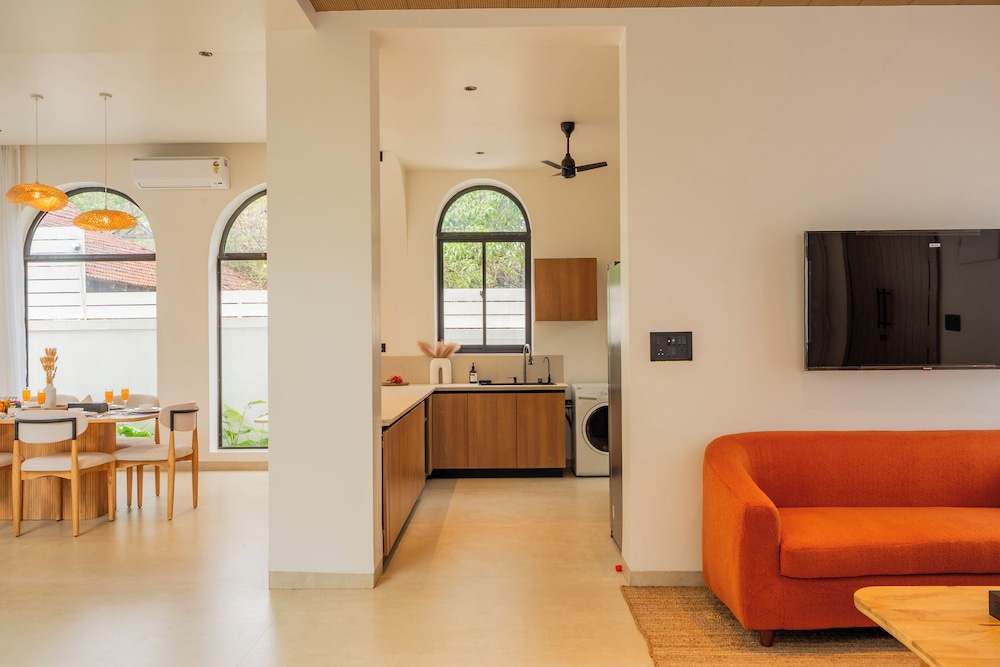 ELIVAAS Ekam | Luxe 4 BHK Villa With Pvt Pool & Patio